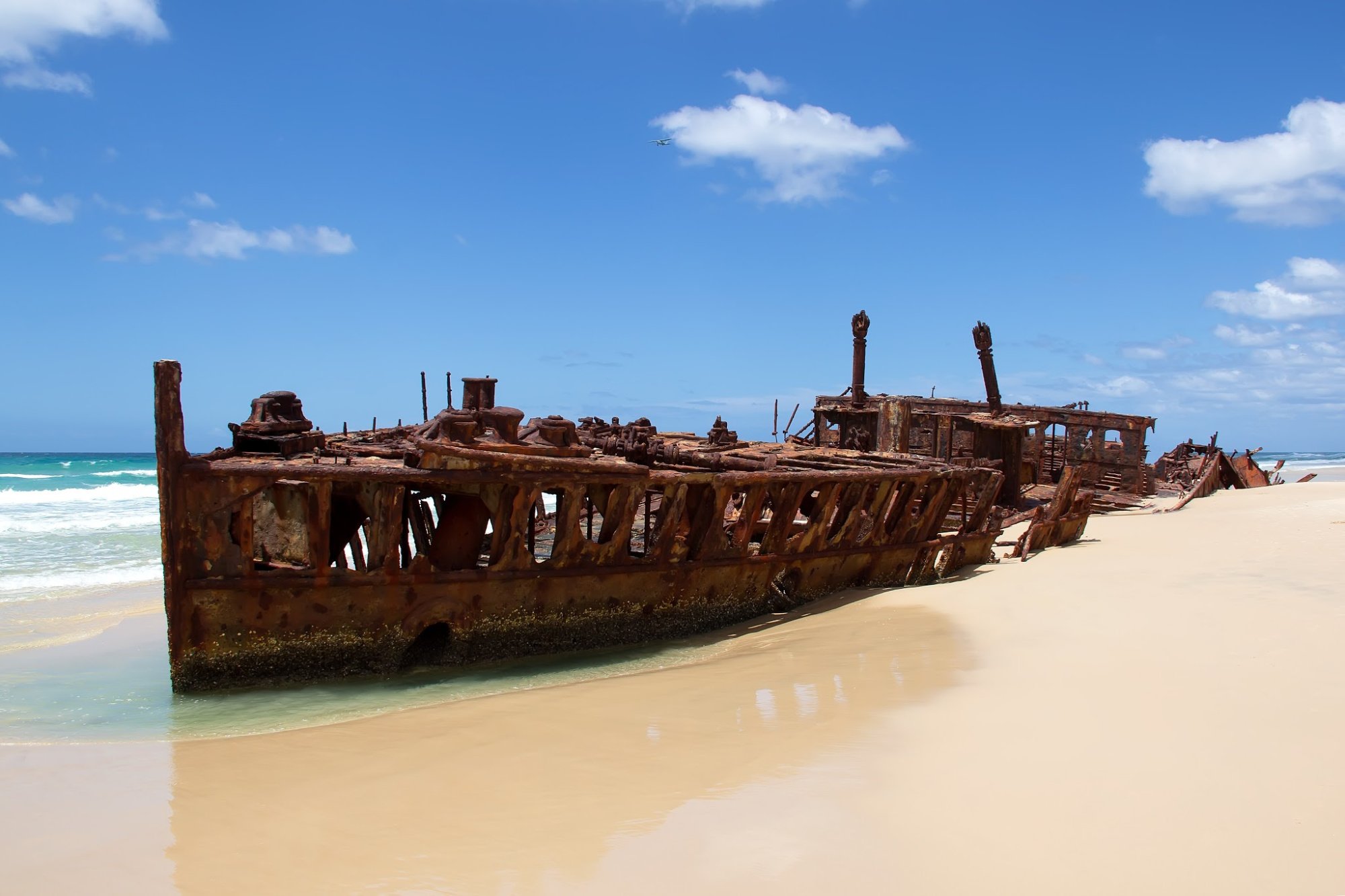 maheno-fraser-island-self-drive