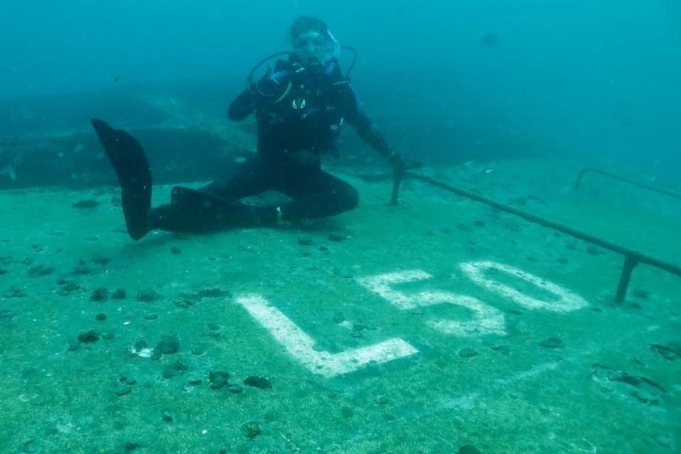 ex-hmas-tobruk-dive